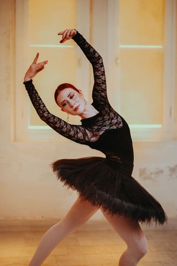 Éloise Dupont, dancer
